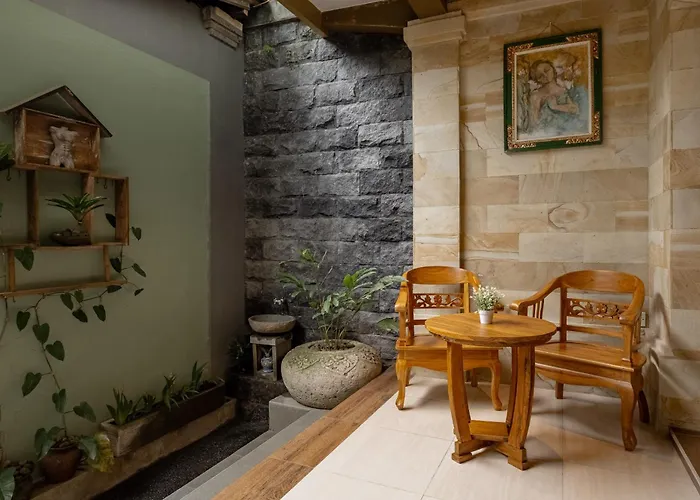 Togog Polos House بيت ضيافة