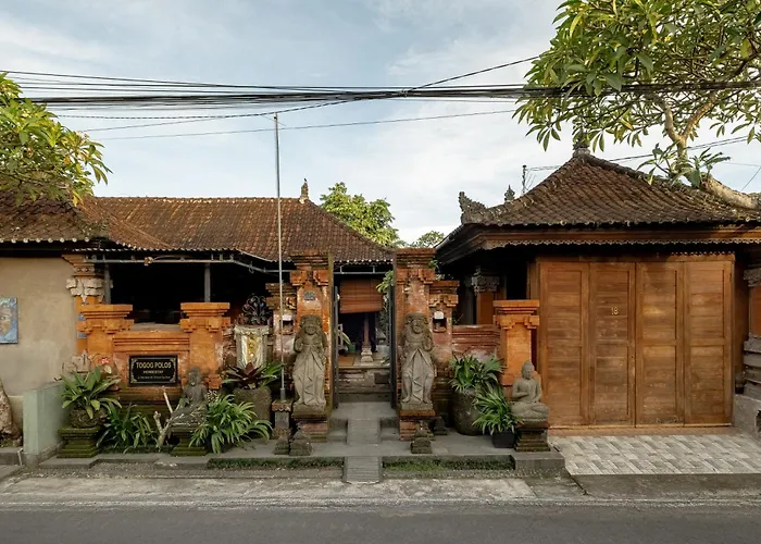 Togog Polos House 4*